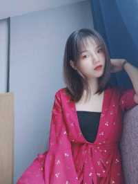 龙华新人三点粉嫩B紧-苹果